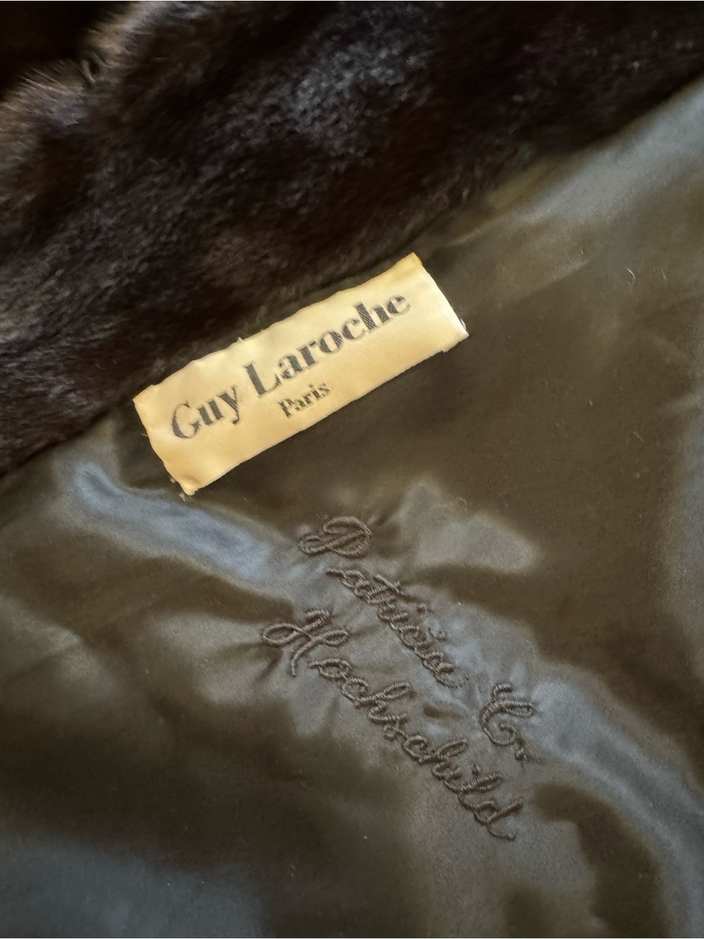 Guy Laroche black ranch natural mink Fur Coat - Picture 11 of 17